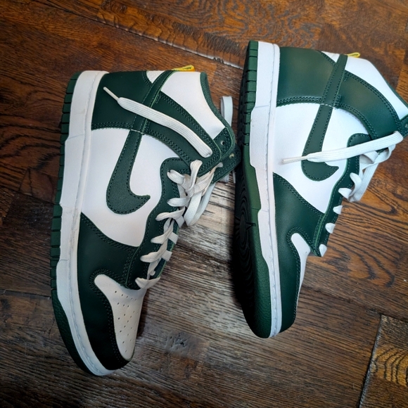 New - never worn - Nike Dunk High "Australia" - Picture 3 of 6